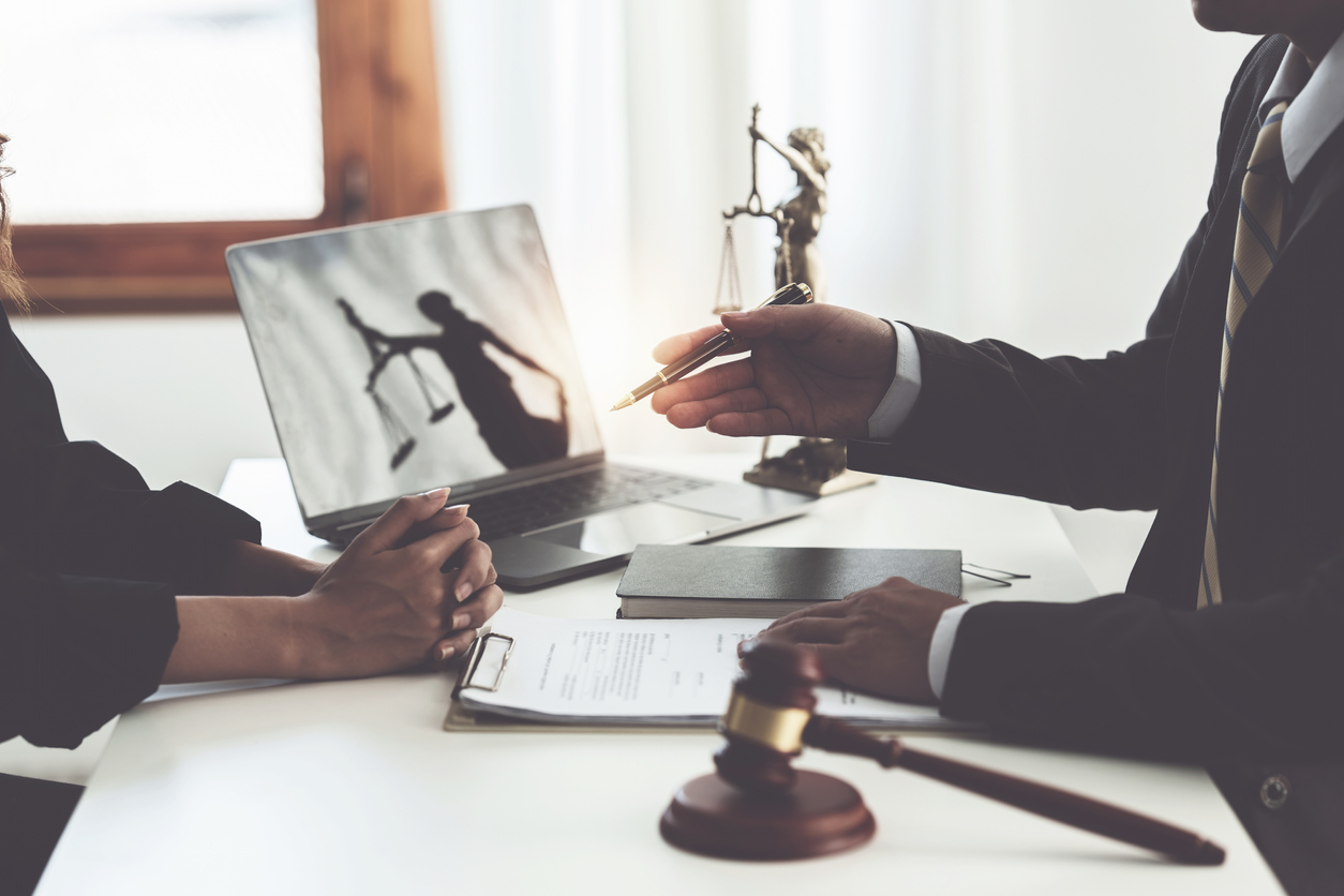 How to Choose the Right Criminal Defense Attorney in California